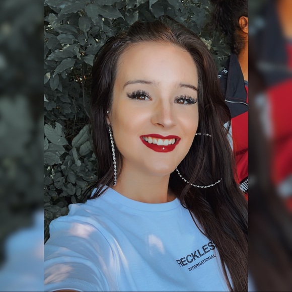 Meet your Posher, Bianca - Picture 3 of 3